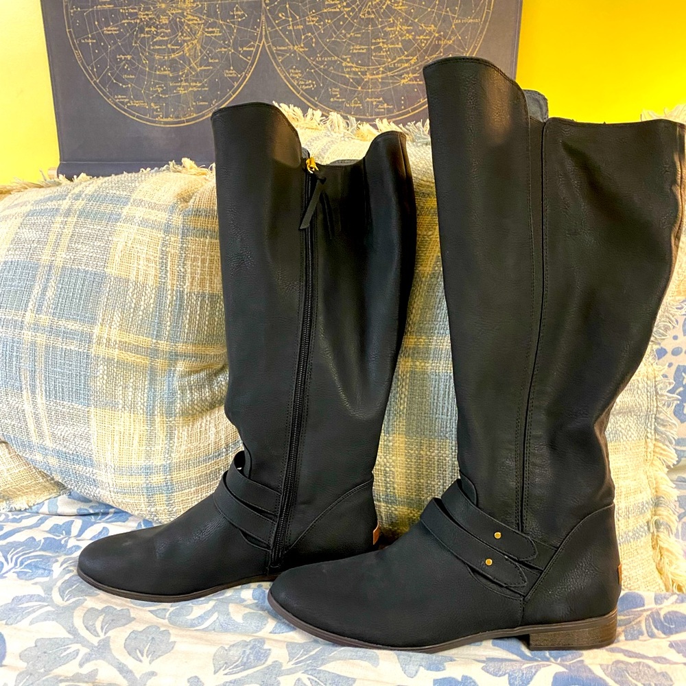 Matte black tall, Dr. Scholl’s, boots NEW
